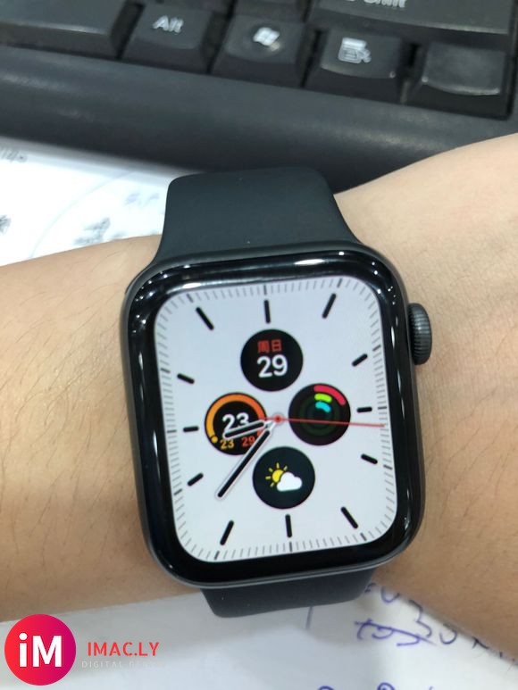 watchos6 为何今天都30号了 还是显示29号  4代-1.jpg