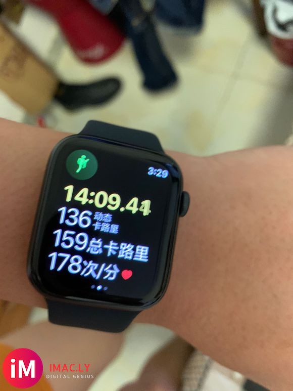 入坑applewatch5,开箱-1.jpg