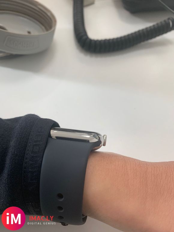 apple watch 5 表冠不正请问大家有这样的问题吗?-1.jpg