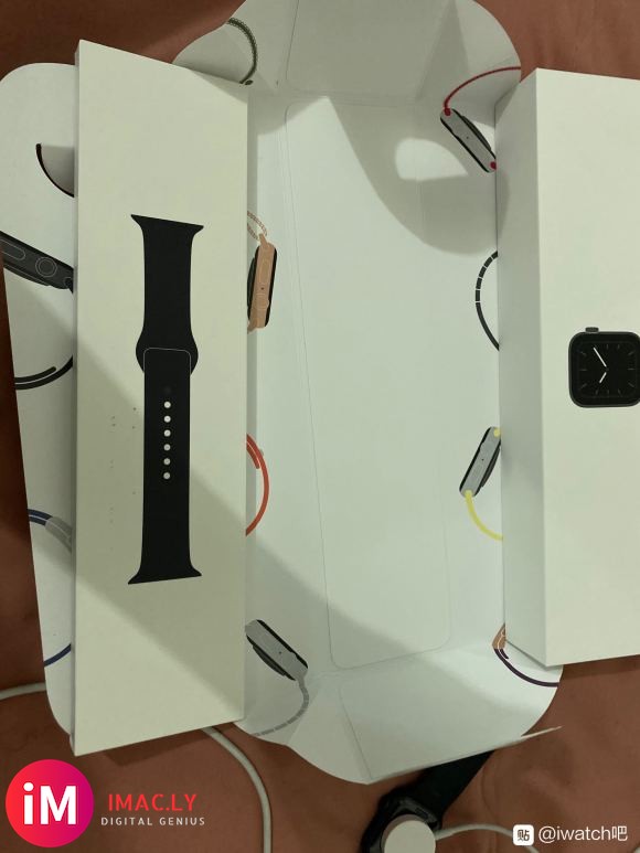 iWatch5蜂窝,买来拆开用了半天,感觉自己用不到,全新的-5.jpg