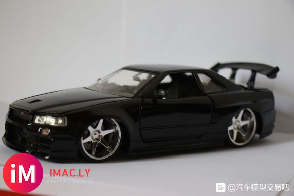 GTRr34 skyline1:24车模 黑色很少见了 99-1.jpg