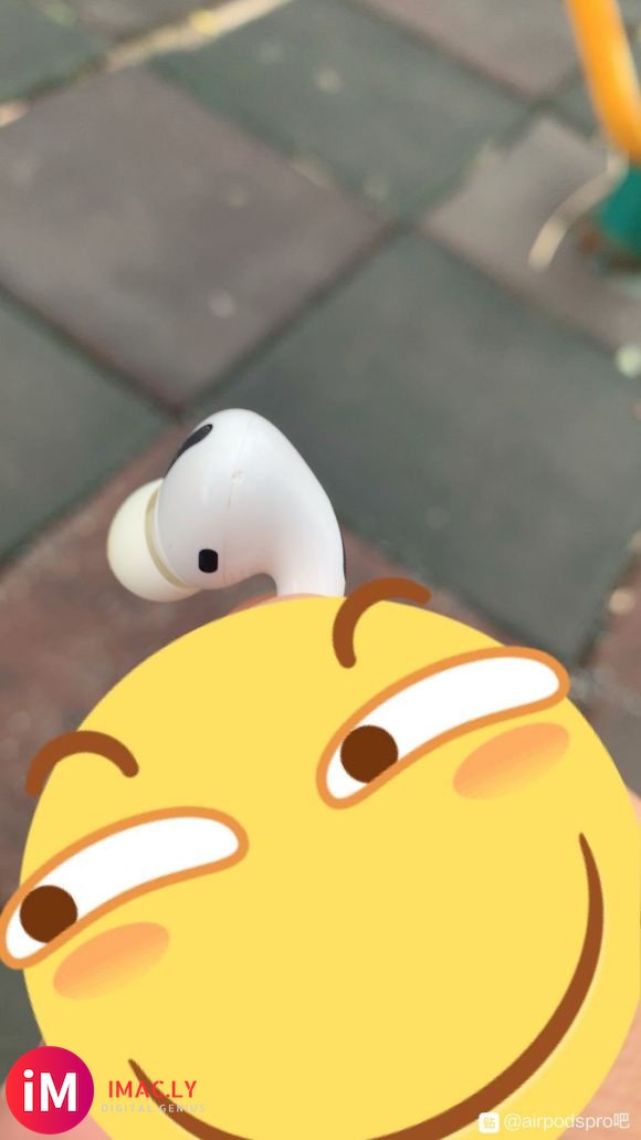 各位大佬,我这个AirPods pro摔了一个小坑,然后出现-1.jpg