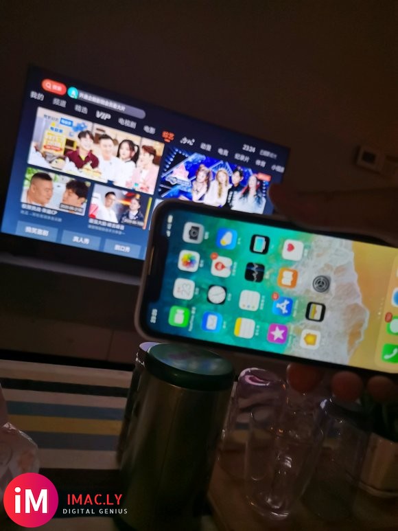 拿出吃灰已久的iPhone xr,感觉真的是回不去了。一上手-1.jpg