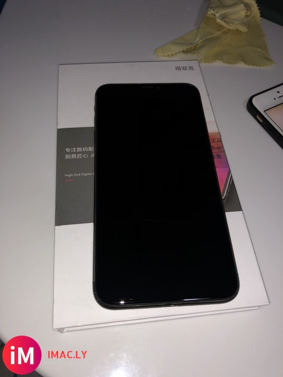 转让个人自用iPhone XS Max 64g港版,支持双卡-3.jpg