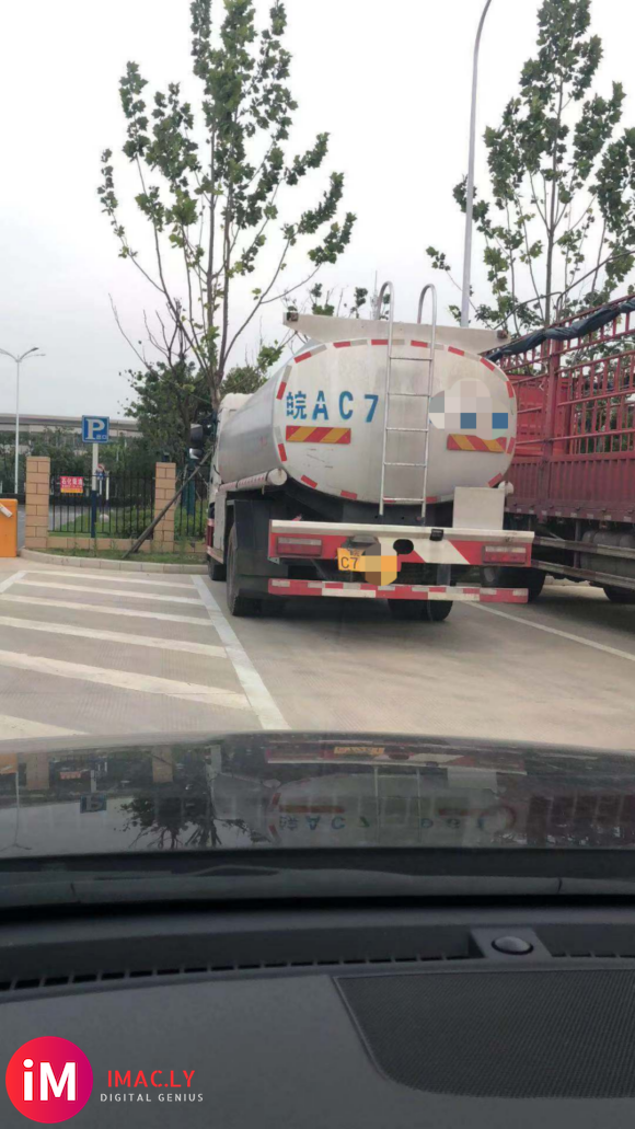 转让二手油罐车 油罐车配件 2吨5吨8吨10吨12吨15吨 18771358945-4.jpg