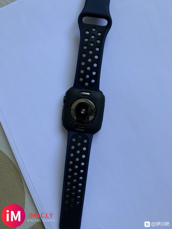 出售一个全新的APPLE watch5-2.jpg