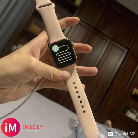 iWatch5 粉色40mm 不是蜂窝数据版本 有没有哪位想-2.jpg