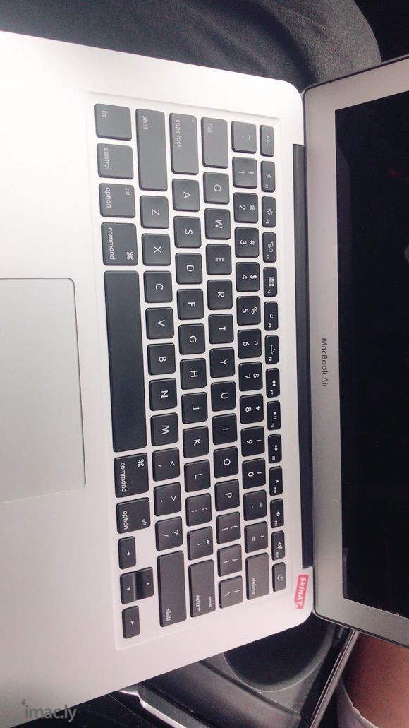 macbook air-2.jpg