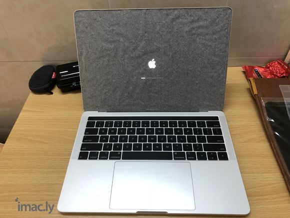 哈哈,昨天买的MacBook Pro 13''到了-8.jpg