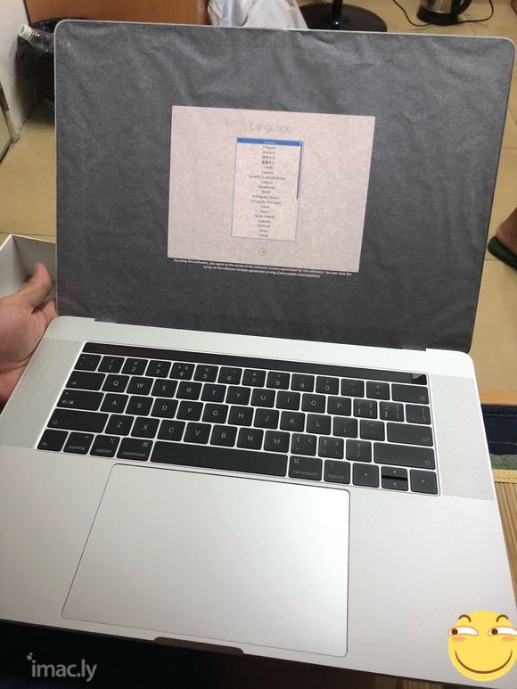 开箱体验18款MacBook Pro-1.jpg