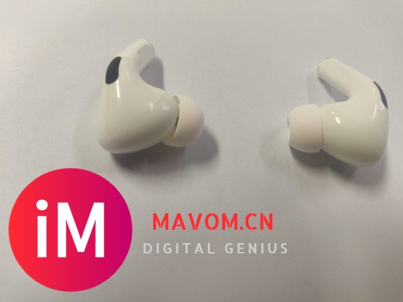 air pods pro耳塞变成粉色的请问大佬们这正常吗?是为什么啊??-1.jpg