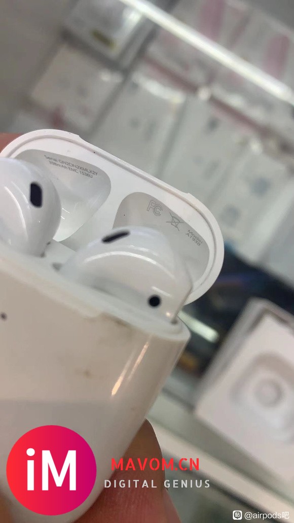 铁子们问一下,线下富士康做的的AirPods 能买吗,和正版-1.jpg