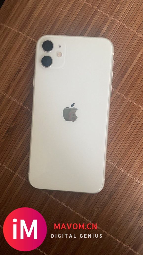 iPhone11出售谁要联系xh1806800456-1.jpg